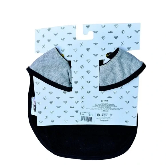 DC Comics Batman Baby Bootie + Hat Set - Picture 4 of 6